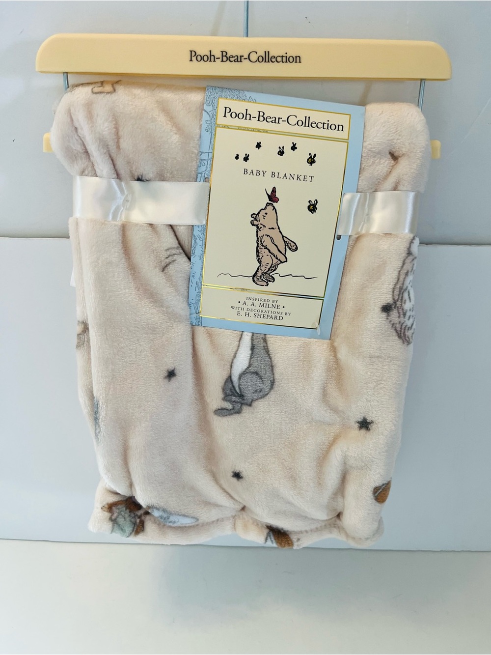 Winnie the Pooh Bear Collection Beige Baby Blanket Football Cheer #1 Star Sport